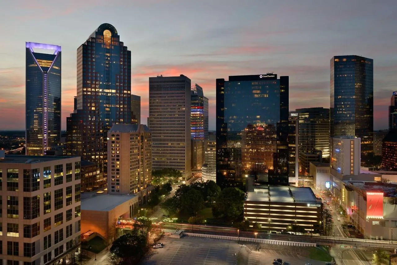 Hilton Charlotte Uptown Hotel 4*,