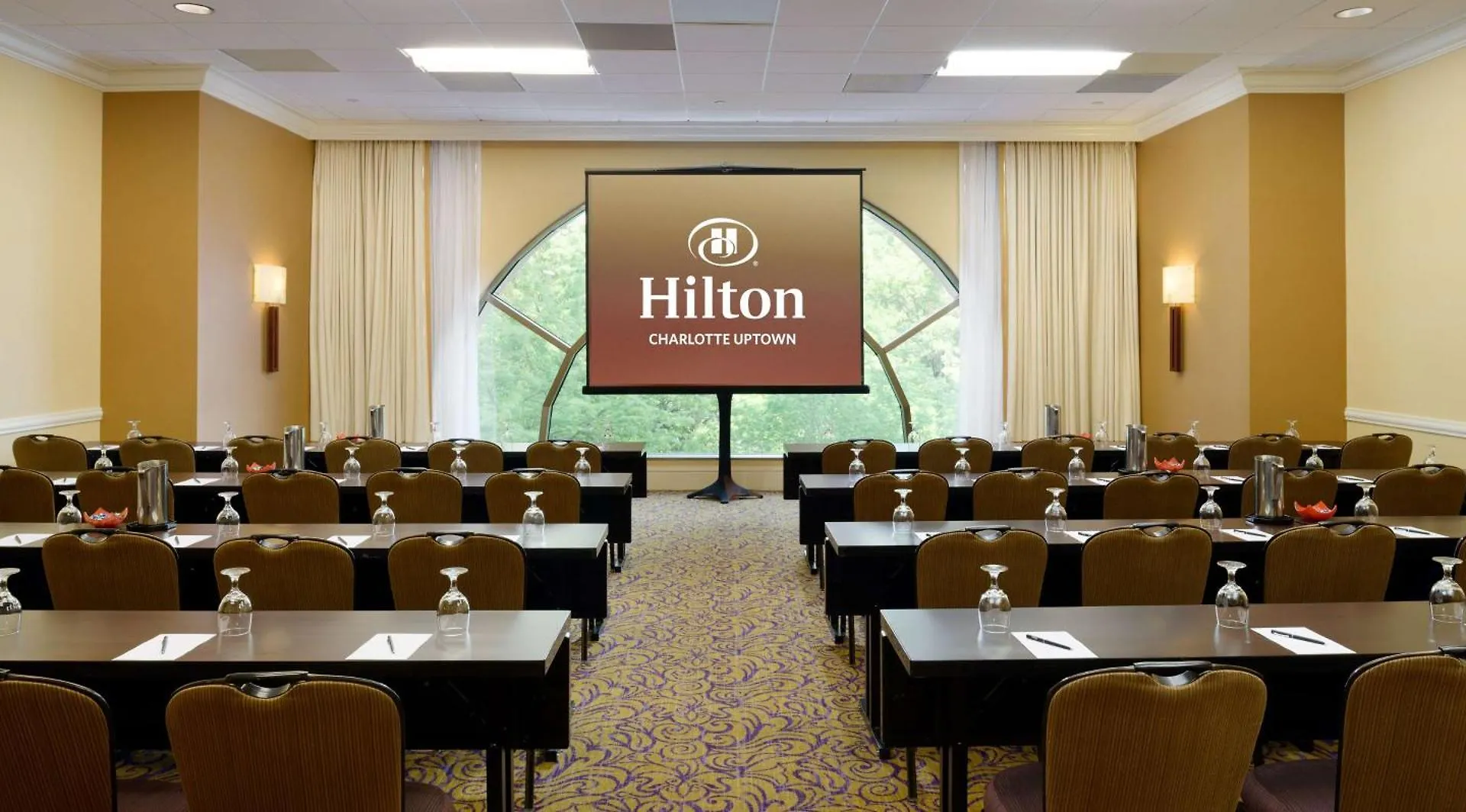 Hotel Hilton Charlotte Uptown