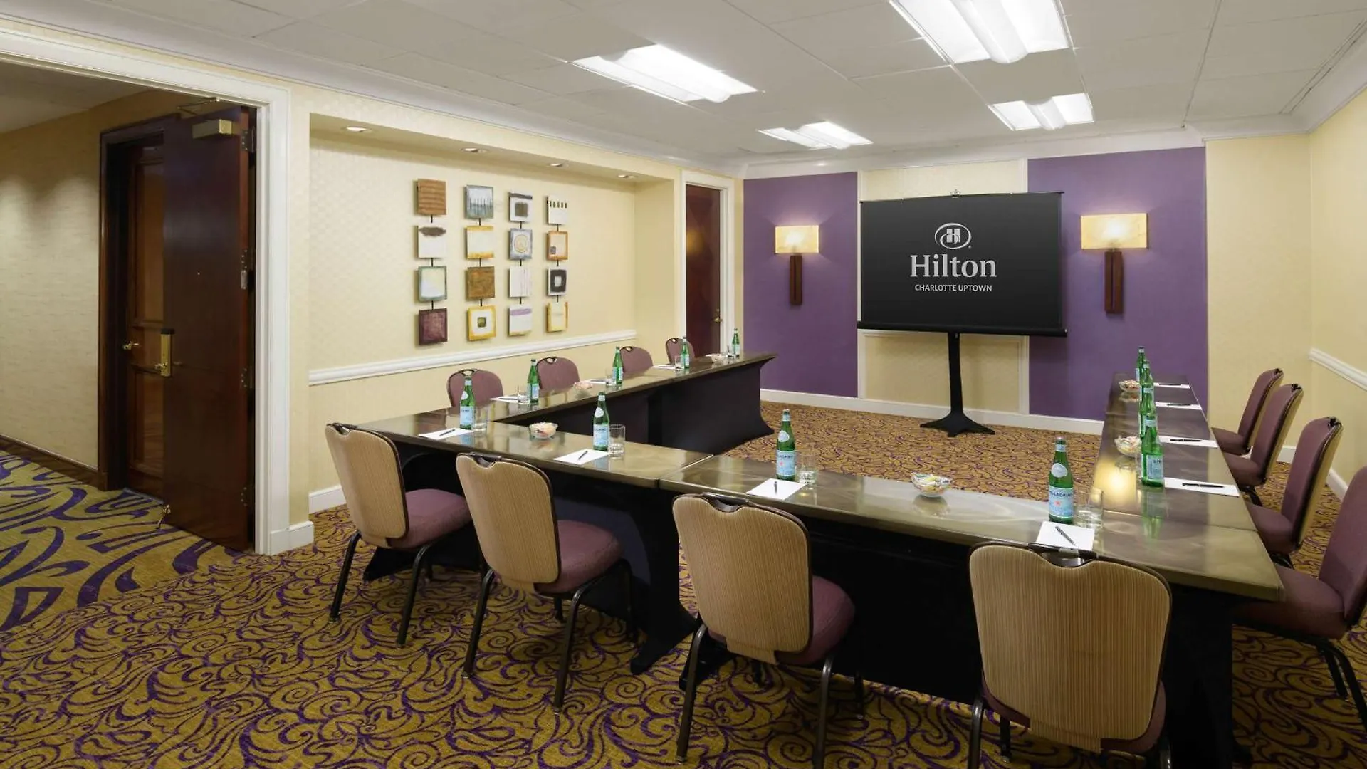 ****  Hotel Hilton Charlotte Uptown Estados Unidos
