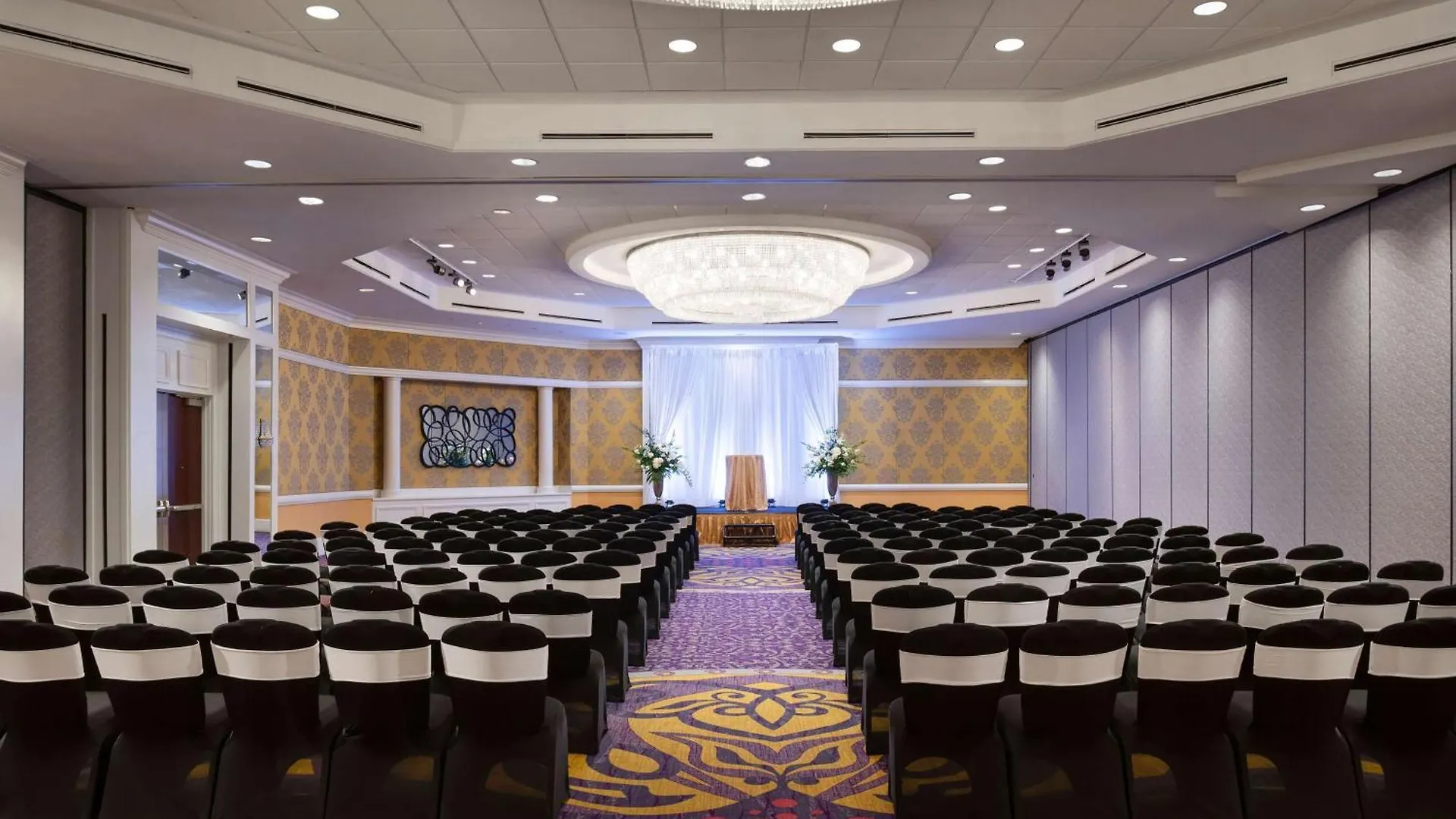Hotel Hilton Charlotte Uptown